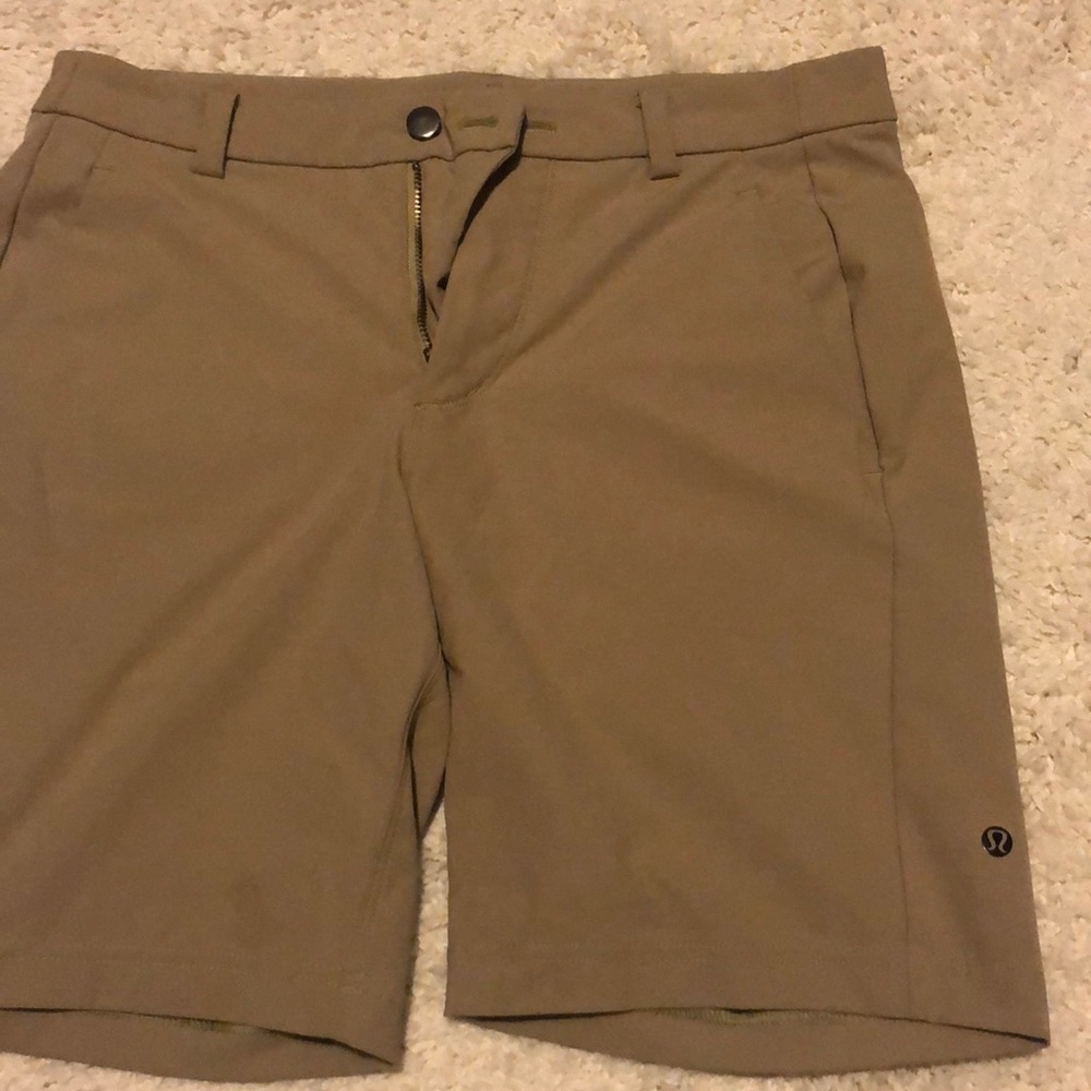Men’s lululemon commission shorts